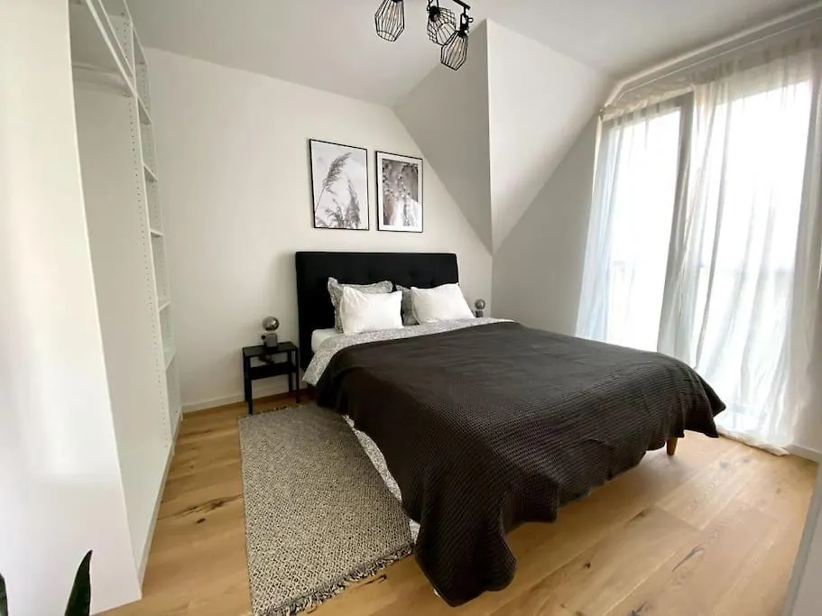 Rooftop Apartment With Terrace & Ac - Self Check-In Vienna 0*,  Austria