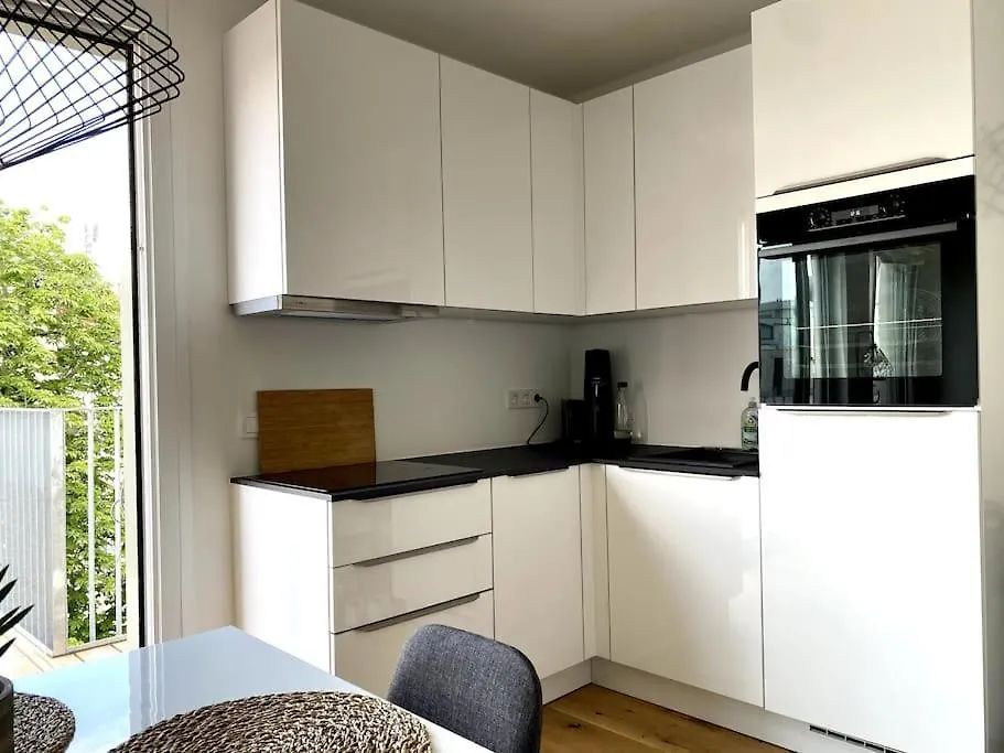 Rooftop Apartment With Terrace & Ac - Self Check-In Vienna