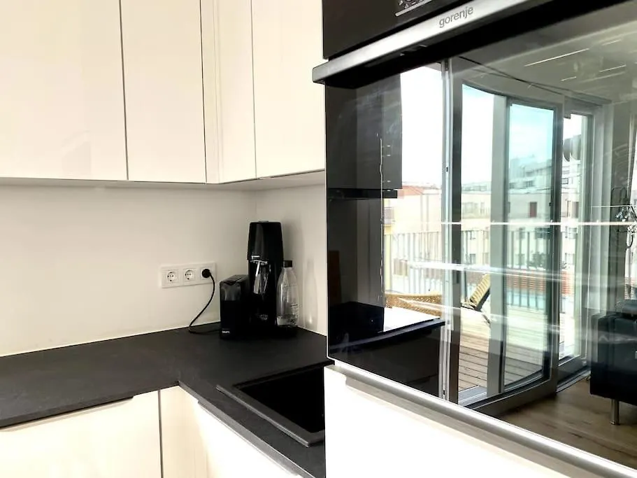 Rooftop Apartment With Terrace & Ac - Self Check-In Vienna 0*,