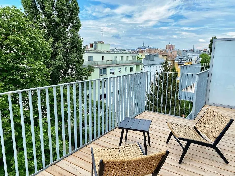 Rooftop Apartment With Terrace & Ac - Self Check-In Vienna